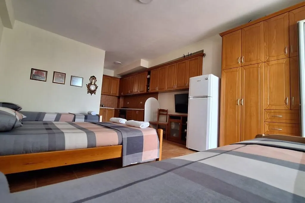 Horizon 1 Apartment Sarande 0*,
